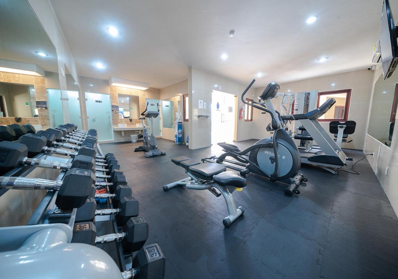 Condo Surf 405 - Luxury Oceanview Beachfront 3 Bedroom With Gym - At El Faro Condos Playa del Carmen Kültér fotó